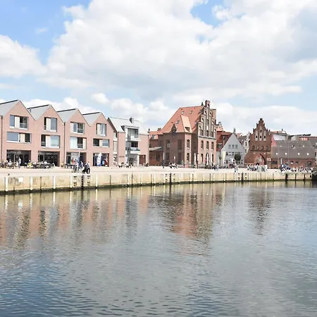 Daire Cozy In With Private Terrace Barnekow